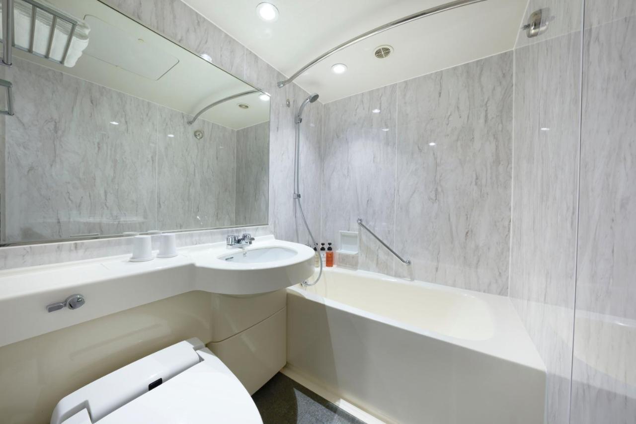 Hotel Villa Fontaine Tokyo-Shinjuku Kültér fotó