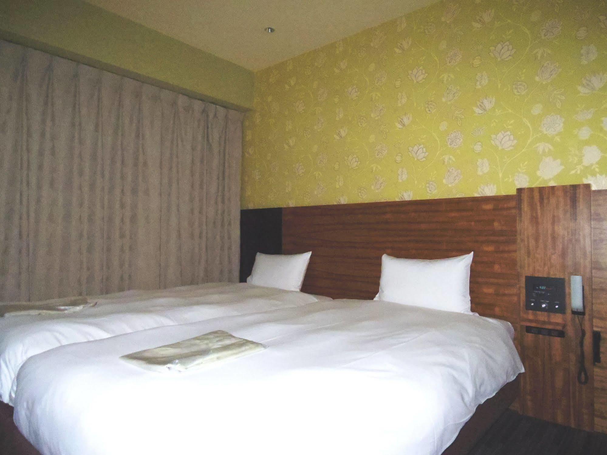 Hotel Villa Fontaine Tokyo-Shinjuku Kültér fotó